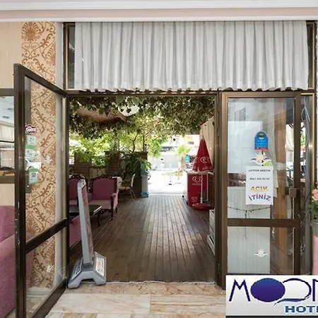 Moonlight Hotel 3*