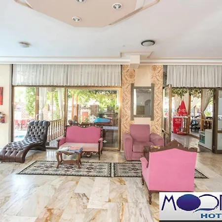 ホテル Moonlight アランヤ