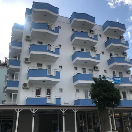 ホテル Moonlight アランヤ