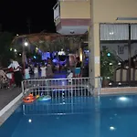Moonlight Готель